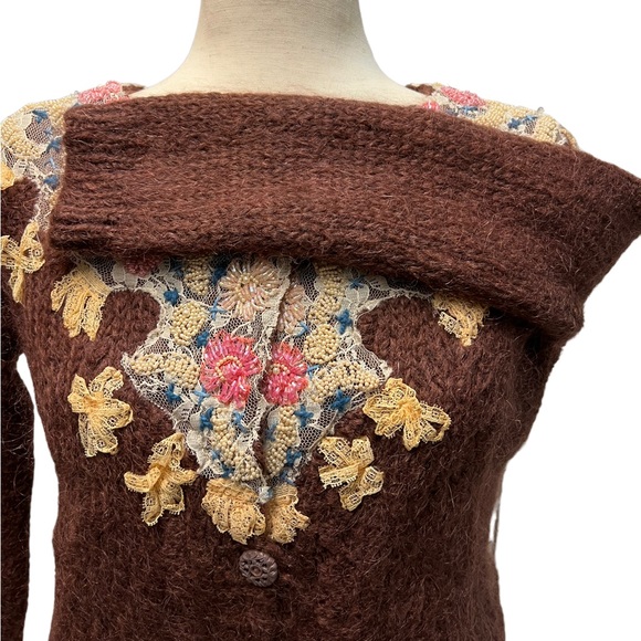 Vintage Free People Antique Lace Seed Pearl Beaded Brown Wool Cropped Cardigan - Picture 10 of 14